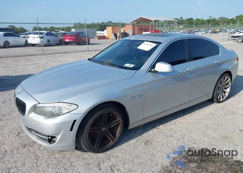 2013 BMW 528I из США, поврежденный, VIN WBAXG5C58DD229696